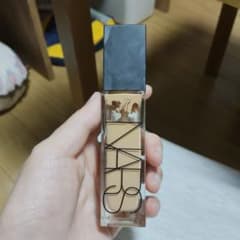 NARS ナチュラルラディアント ロングウェアファンデーション 6608のサムネイル