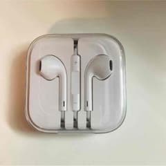 iPhoneイヤホンのサムネイル