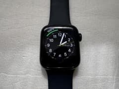 Thumbnail of Apple Watch SE第2世代 ブラック本体 40ミリ
