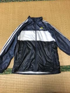 adidas ウェアのサムネイル