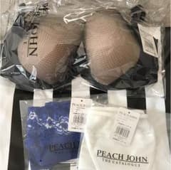 ピーチジョン下着セットのサムネイル