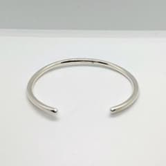 h'eres ice BANGLE 101 バングル h'eres ICE BANGLE 101 シルバーバングル ブレスレット - メルカリ