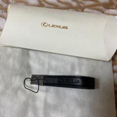 非売品　LEXUS レクサス　ストラップのサムネイル
