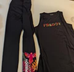 FREDDY タンク＆レギンス セット ダンスウェアのサムネイル
