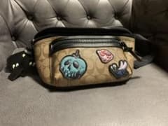 コーチ × ディズニー  新品 ベルトバッグのサムネイル