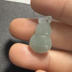 天然石ミャンマーA貨翡翠の瓢箪ひょうたんペンダント穴あけ - メルカリ