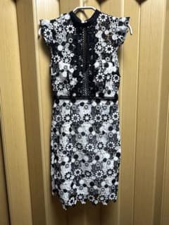 ROBE de FLEURS フラワーレースドレス Sのサムネイル