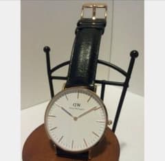 美品 正規品 ダニエルウェリントン 36mm クラシックのサムネイル