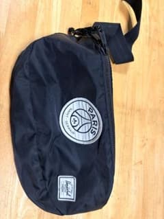 Herschel Paris Saint-Germain ボディバッグのサムネイル