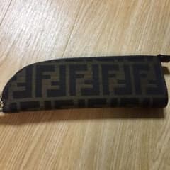 FENDI ペンケースのサムネイル