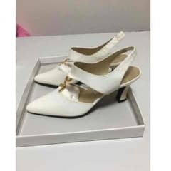 新品未使用 DIANA パンプス＆ブーツのサムネイル