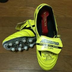 サッカースパイクのサムネイル