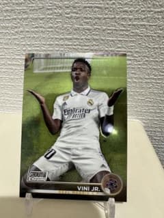 Topps Stadium Chrome Vini Jr. カードのサムネイル