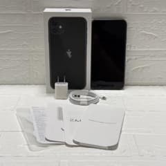 iPhone 11 ブラック 64GB SIMフリー 箱・付属品あり - メルカリ