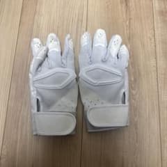 ヒ*ん様 カッターズバッティング手袋のサムネイル