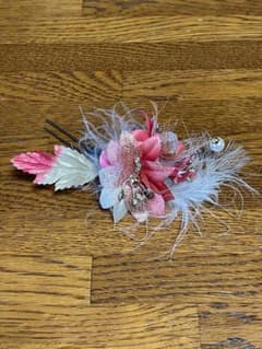 花と羽根の髪飾り 3個セットのサムネイル