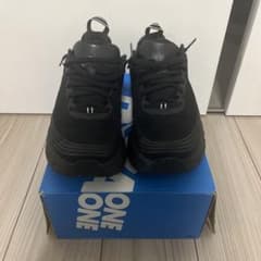 ホカオネオネ　ボンダイ6 HOKA ONE ONEのサムネイル