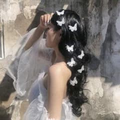 蝶々 ヘアクリップ ヘアアクセサリー 結婚式 披露宴のサムネイル