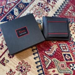 Neu interesse(ノイ・インテレッセ) 二つ折り財布のサムネイル