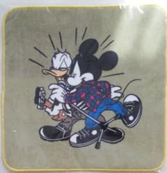 B'z×Disney コラボ　ハンカチタオルのサムネイル