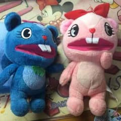ハッピーツリーフレンズのギグルスとペチュニアのぬいぐるみのサムネイル