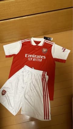 【新品未使用】アーセナル（Gunners）　レプリカユニフォーム上下セットのサムネイル