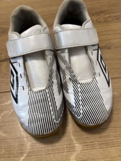21.0㎝　Umbro フットサル　サッカーシューズ 白のサムネイル