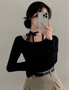 リボン付きタイトTシャツのサムネイル