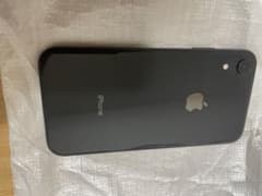 iPhone XR Black 64 GB auのサムネイル