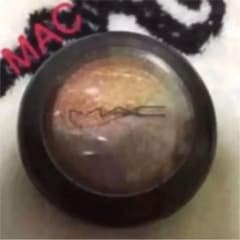 新品❤MAC ミネラライズ　アイシャドウ❤のサムネイル