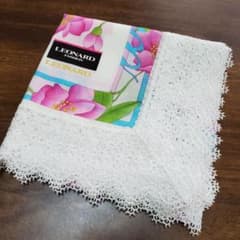 レオナール　レース　ハンカチ　白のサムネイル