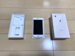 AOI様専用　iPhone 8 64GB ゴールドのサムネイル