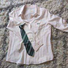 repipi armario（レピピ） ピンク 長袖シャツ 卒業式のサムネイル