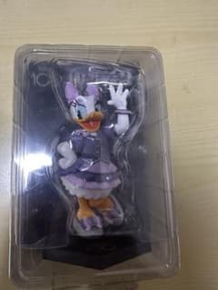 ディズニー 100周年 デイジーダック フィギュアのサムネイル