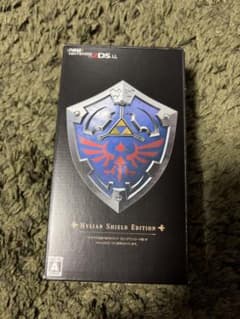Newニンテンドー2DS LL ハイリアンシールドエディション 本体のサムネイル