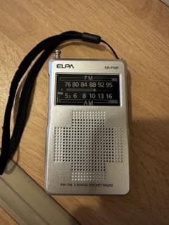 ELPA AM/FM ポケットラジオ ER-P36F - メルカリ