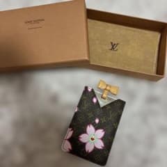 ルイヴィトン エテュイ ミロワールミラー モノグラムチェリーブロッサム 村上隆 ルイヴィトン モノグラム エテュイミロワール 村上隆 ミラー チェリー