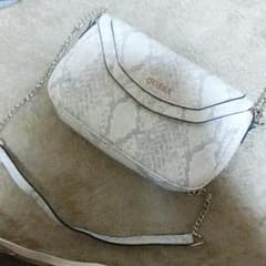 GESS ショルダーバッグ♡美品ですのサムネイル