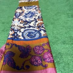 ZARA シルクスカーフ　90cm✖︎90cmのサムネイル
