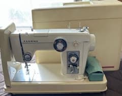 値下げ ジャノメ ミシン モデル810 - メルカリ