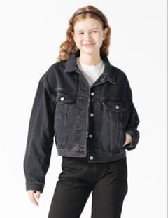 Levi's 短丈 デニムジャケット ブラック Mサイズのサムネイル