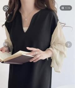 mily bilet  シアー袖切り替えキャンディースリーブVネックワンピのサムネイル