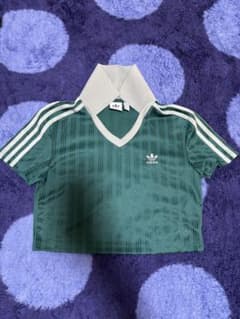 Adidas 半袖シャツ 緑色のサムネイル