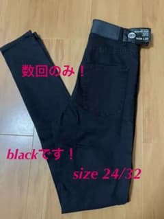 数回のみ！CHEAP MONDAY スキニージーンズ 黒のサムネイル