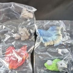 闘魚　ベタ　ガチャ　フィギュア　赤　青黄　２点セットのサムネイル