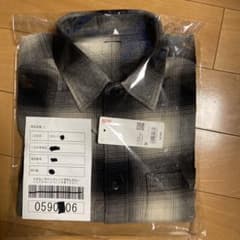 ユニクロ　フランネルシャツのサムネイル