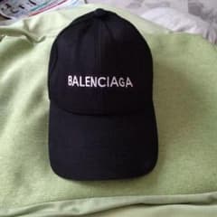 BALENCIAGA ベースボールキャップ ブラック - メルカリ
