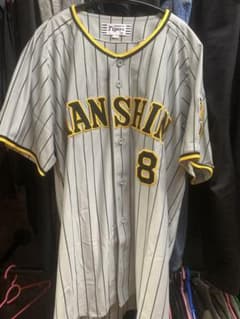 ！　阪神タイガースビジター佐藤輝明ユニフォームのサムネイル