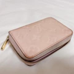 LOUIS VUITTON モノグラム ヴェルニ ジッピーコインパース ピンク