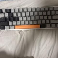 ゲーミングキーボード 青軸のサムネイル